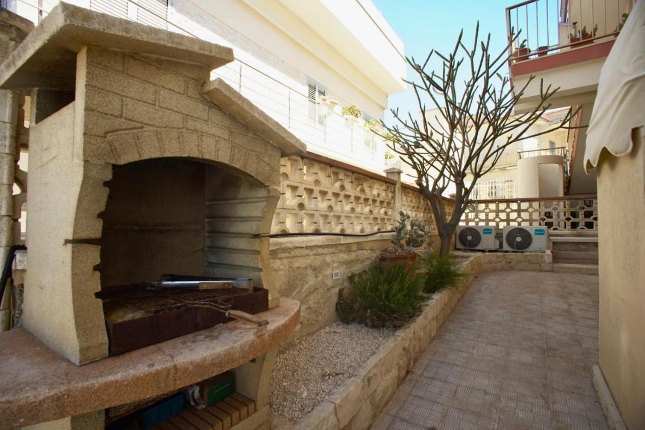 Casa Sul Lungomare Appartement Donnalucata  Buitenkant foto