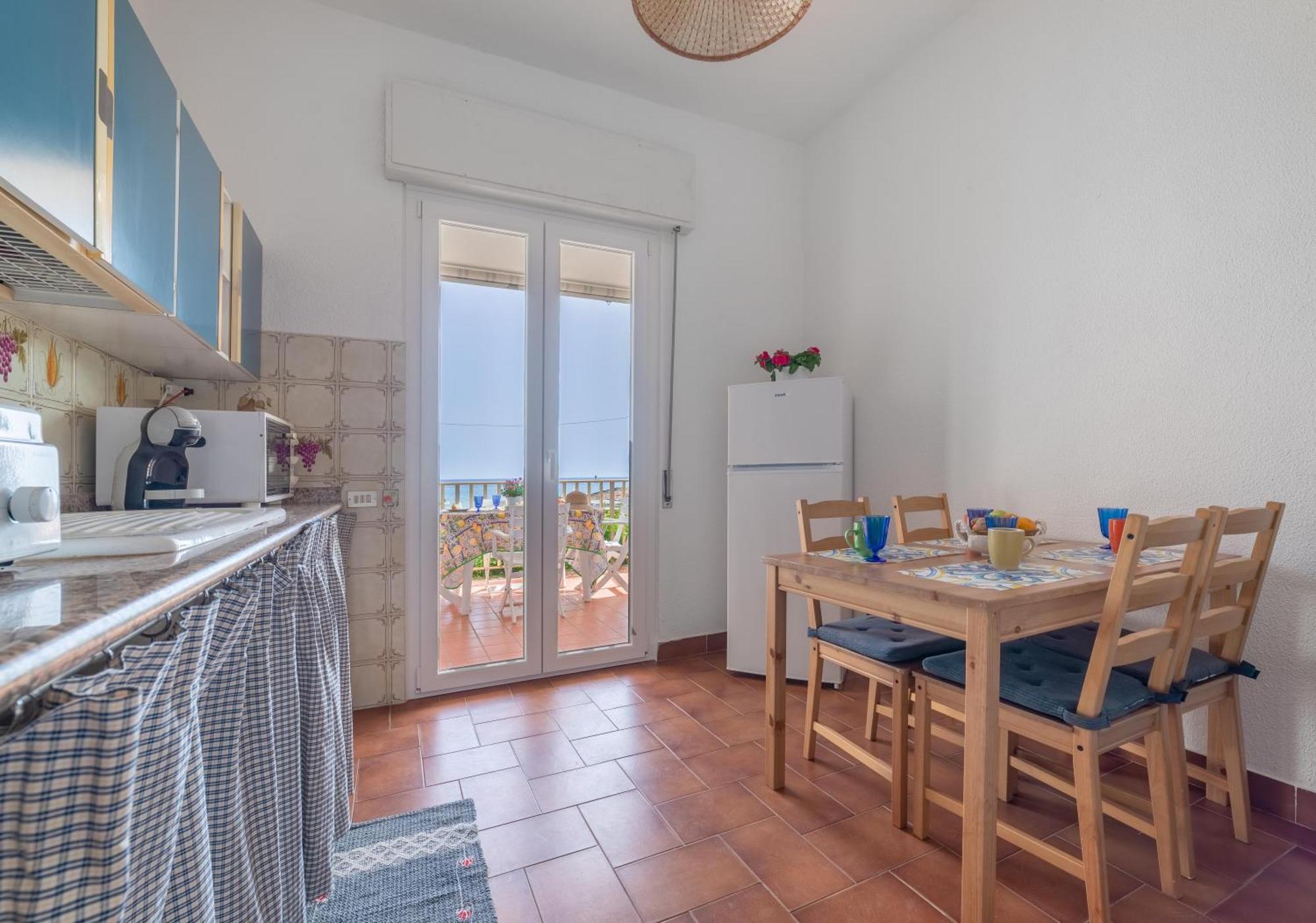 Casa Sul Lungomare Appartement Donnalucata  Buitenkant foto