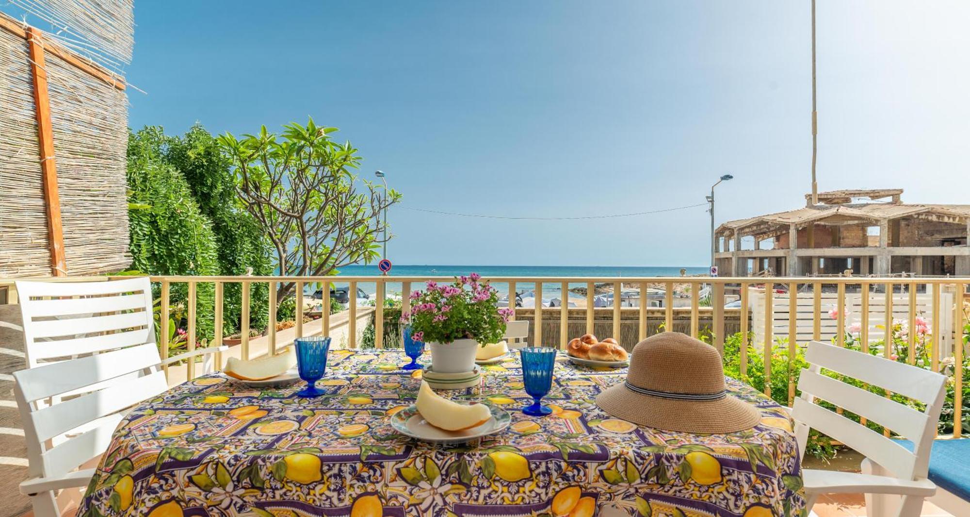 Casa Sul Lungomare Appartement Donnalucata  Buitenkant foto